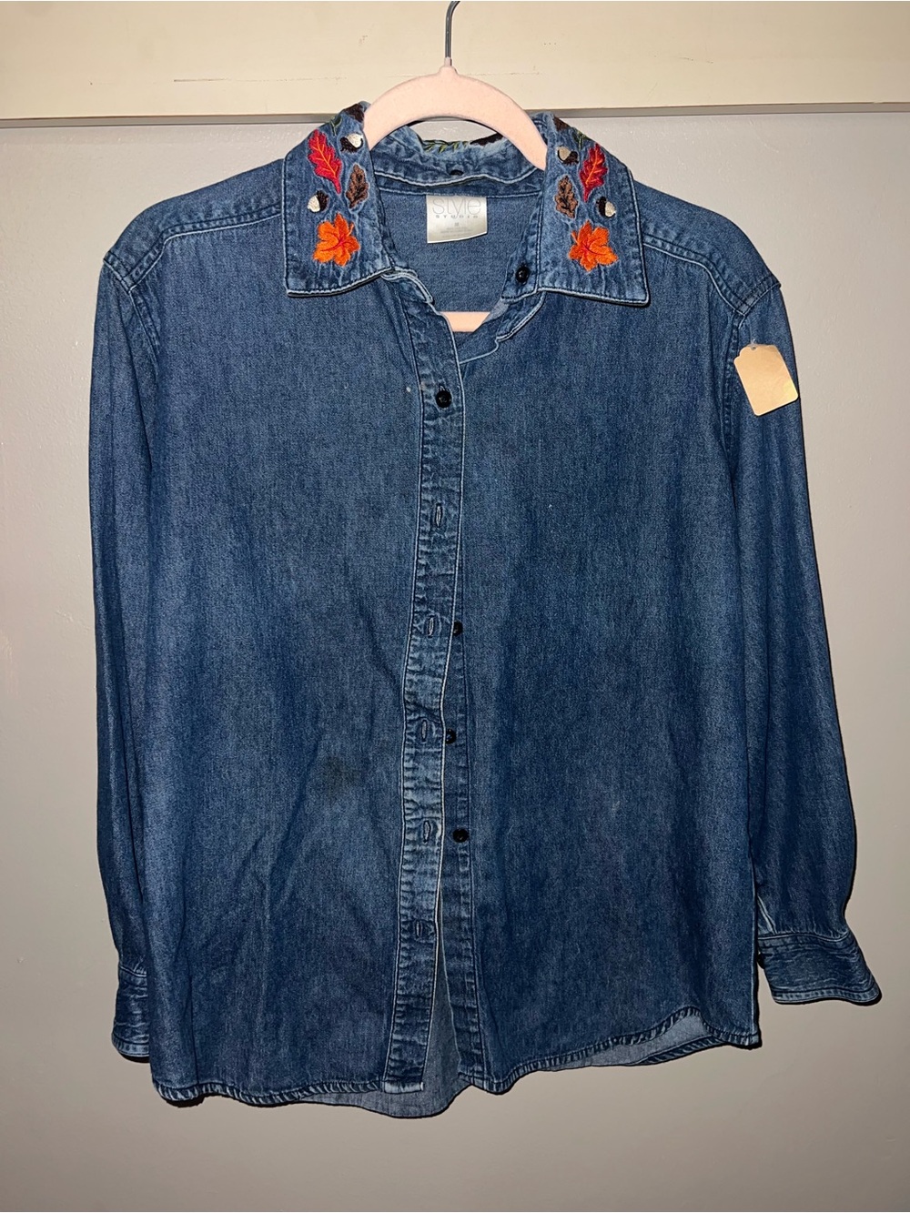 Embroidered Collar Denim Button-Up Shirt - Blue with Fall Accents